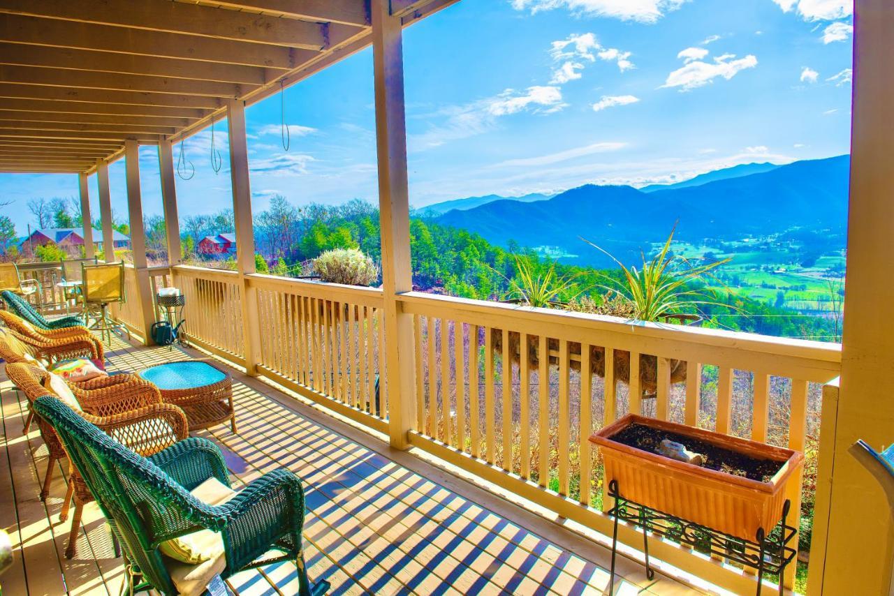Tanasi Lodge - Reunions, Retreats, Weddings, Family Getaways Sevierville Exterior foto